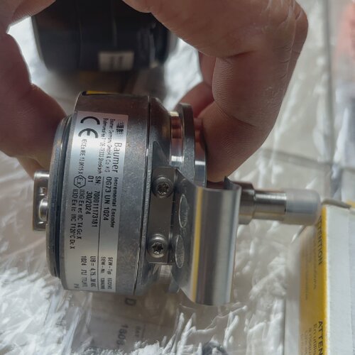 溢价-德国BAUMER编码器OG73UN1024型号ES7