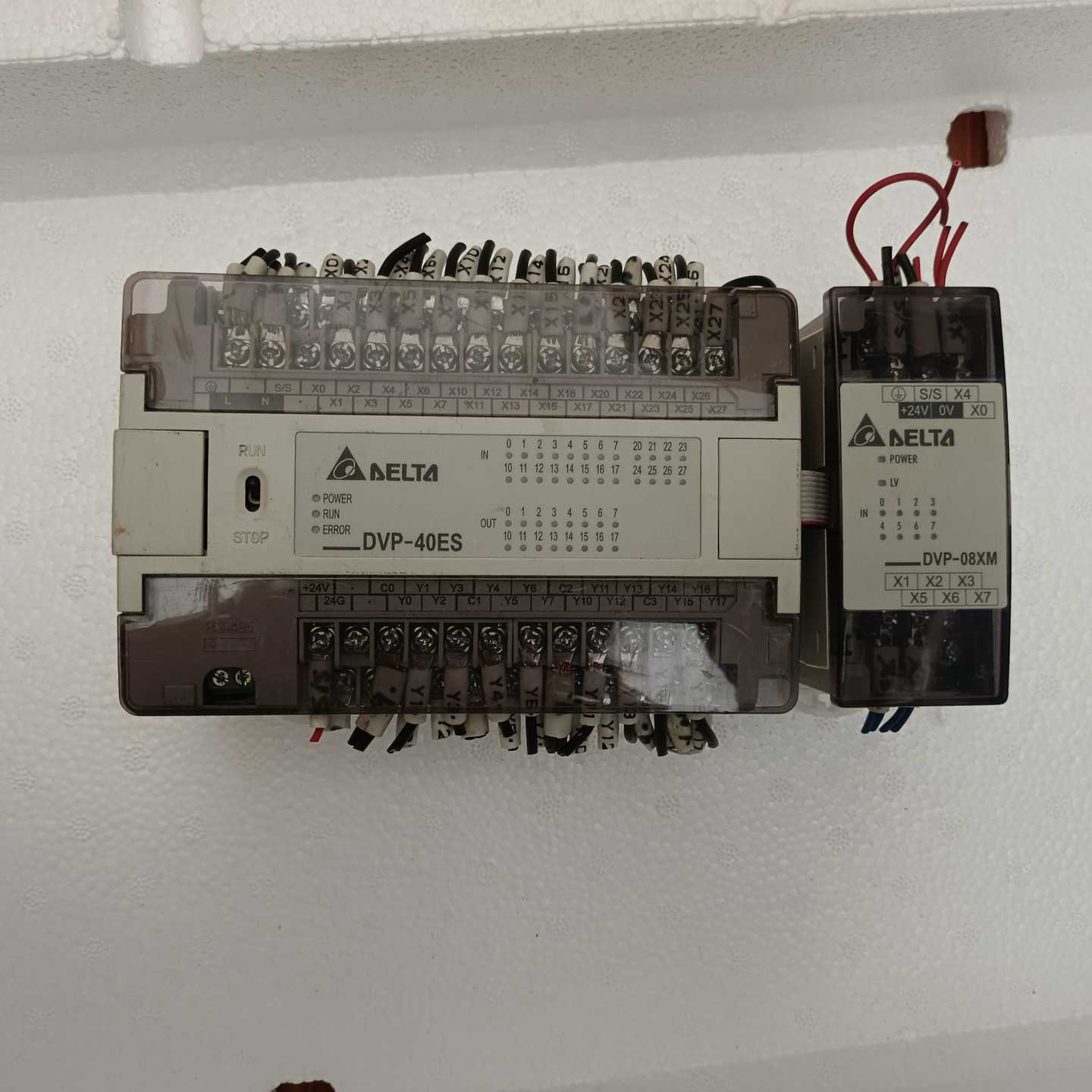 台达DVP40ES00R2DVP08XM11N询价