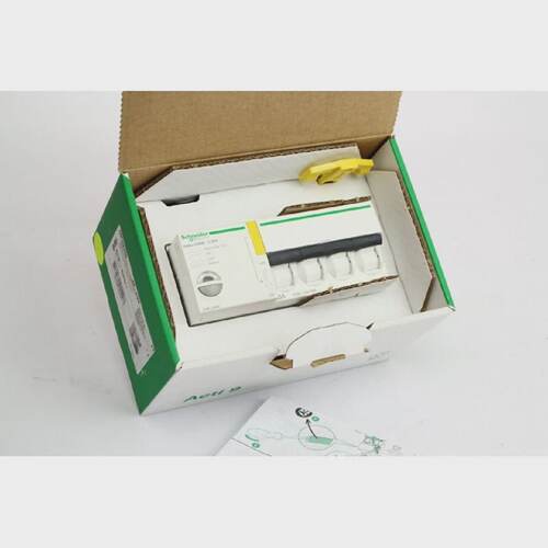 Schneider Electric 045540 A9C52425 4P Remote Control Circuit