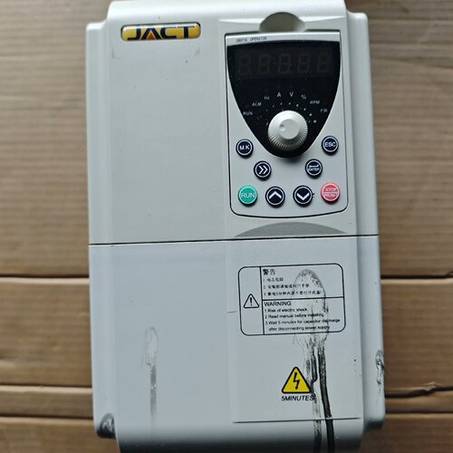 艾克特变频器AT500T3011G015PBV02，议价商品