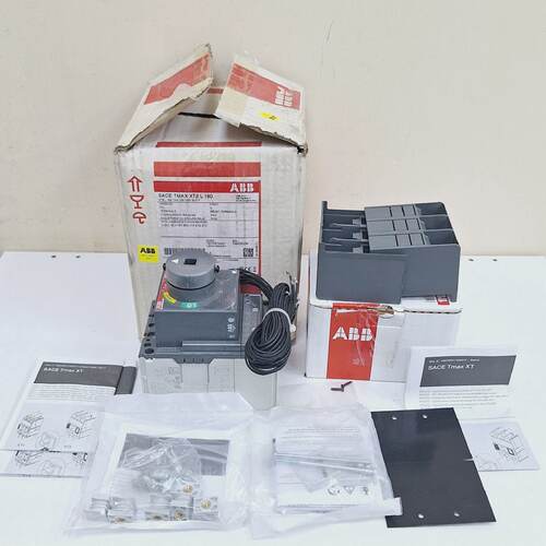 ABB SACE TMAX XT2 L 160  CT2L 160 TMA Circuit Breaker 100A 3
