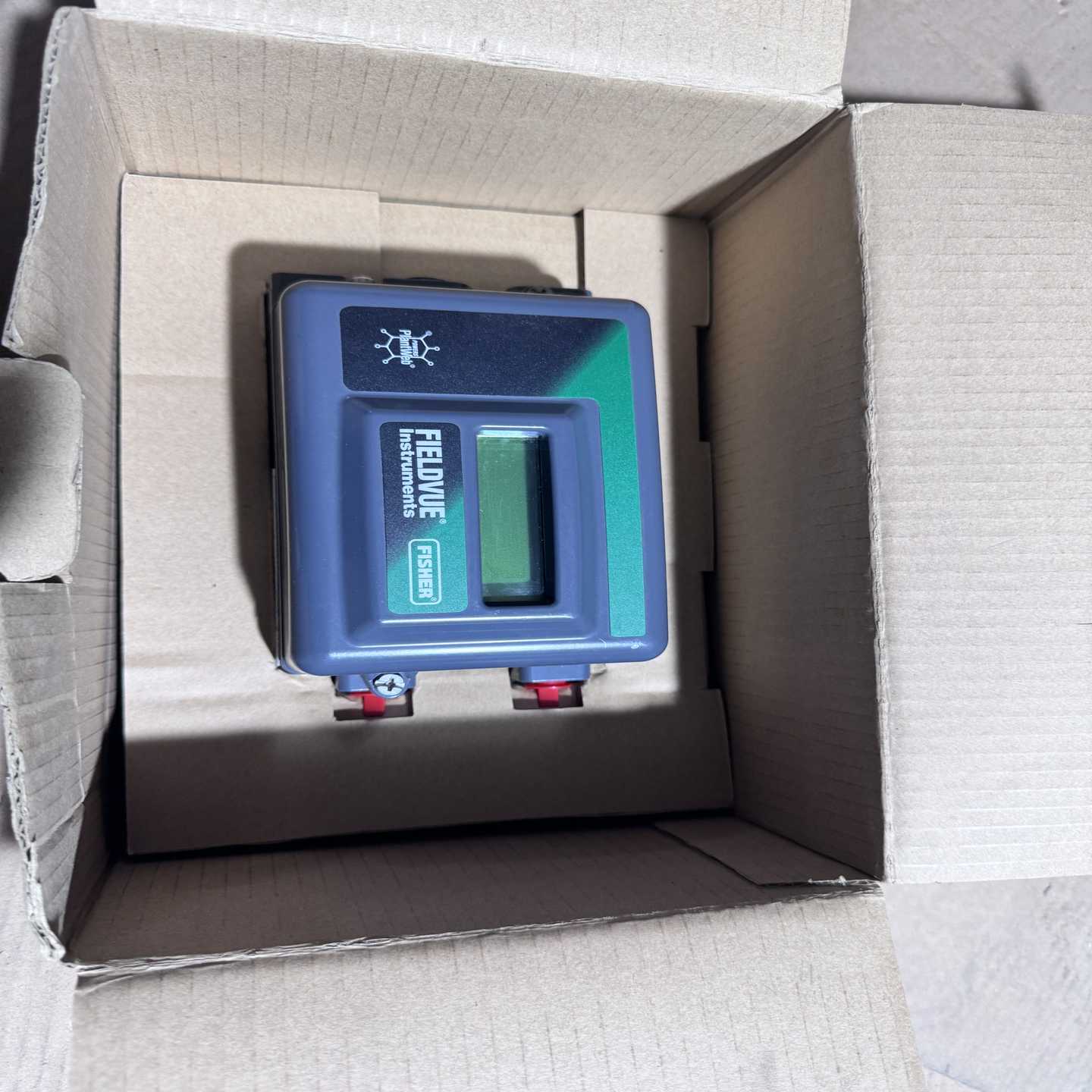 费希尔DVC2000定位器，库存余货。适用于多种工业应用，品-议价