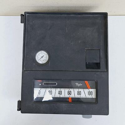 Taylor Instrument SPS 3314B  036650499 Indicating Controller