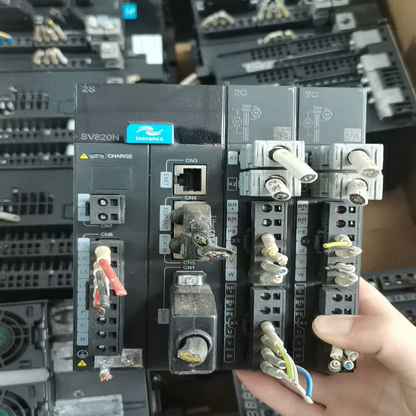 汇川控制器SV820C2S2C2C，SV820C1S2C1C--议价商品