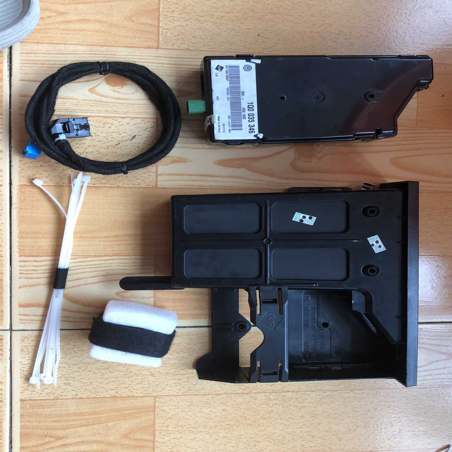 适用于rns315，带黄色usb插头的rcd510主机，线束--议价商品