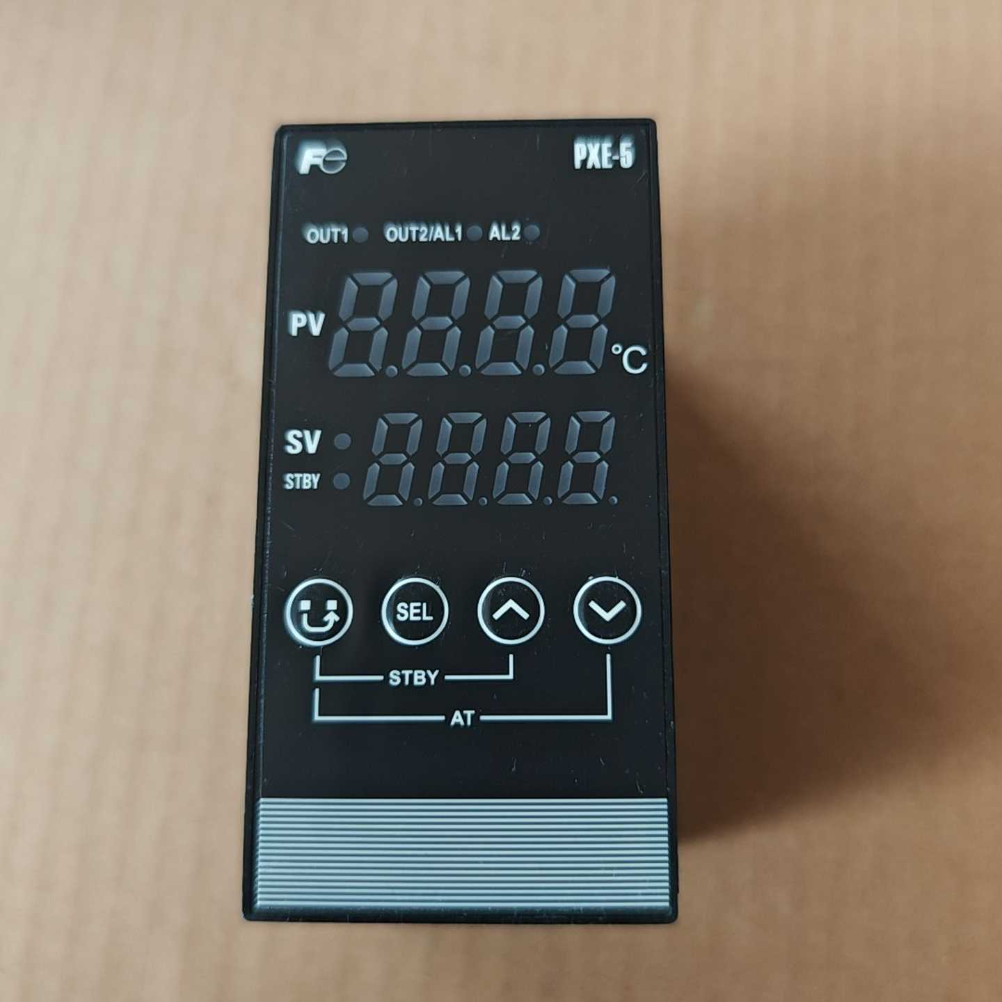 富士温控器PXE5TAY2-1W000-C，泰国制造，19年--议价商品