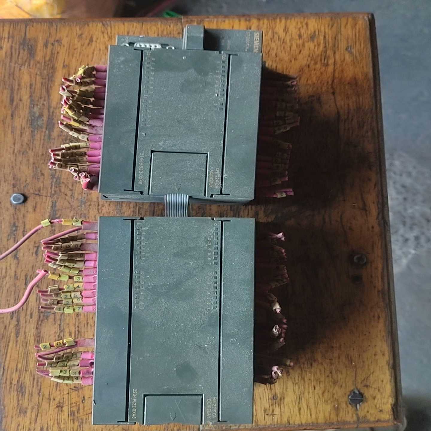 6es7223-1pl22-oxa86es7214询价