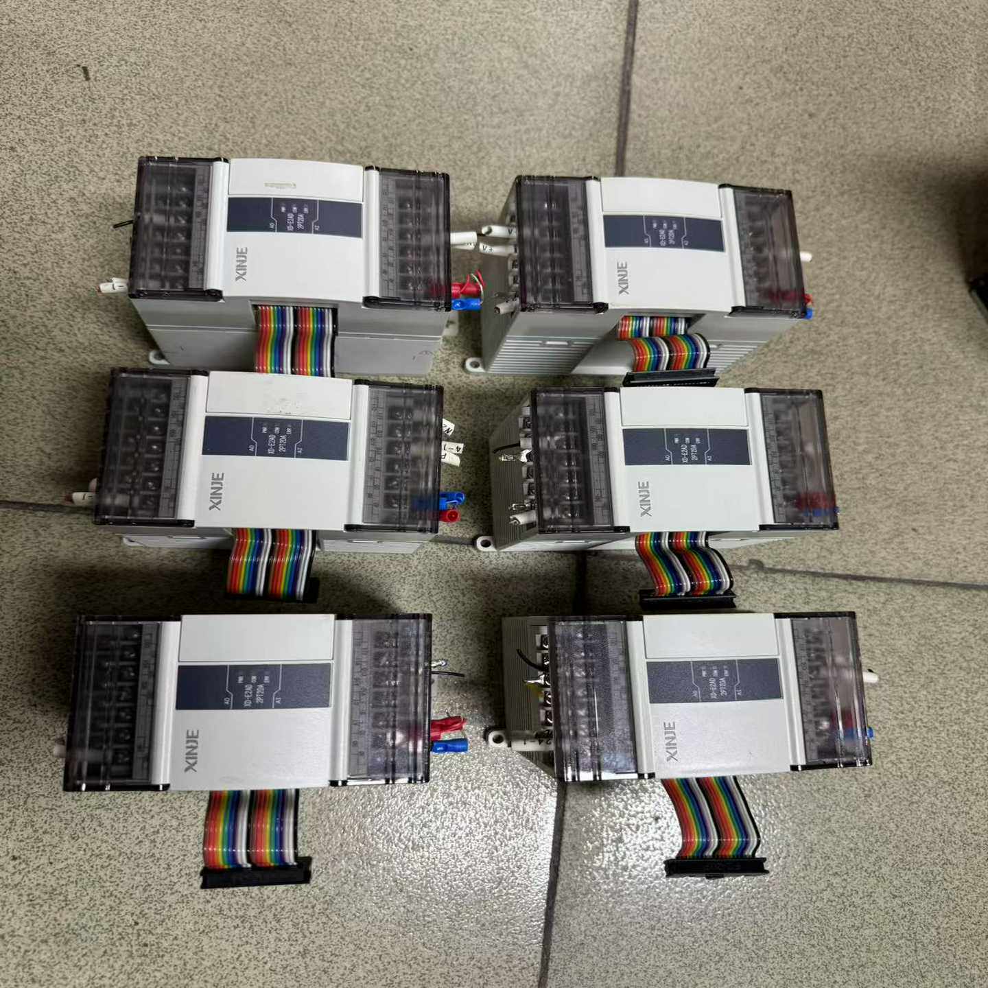 信捷PLC扩展模块，型号XD-E2AD2PT2DA，成色几乎--议价商品