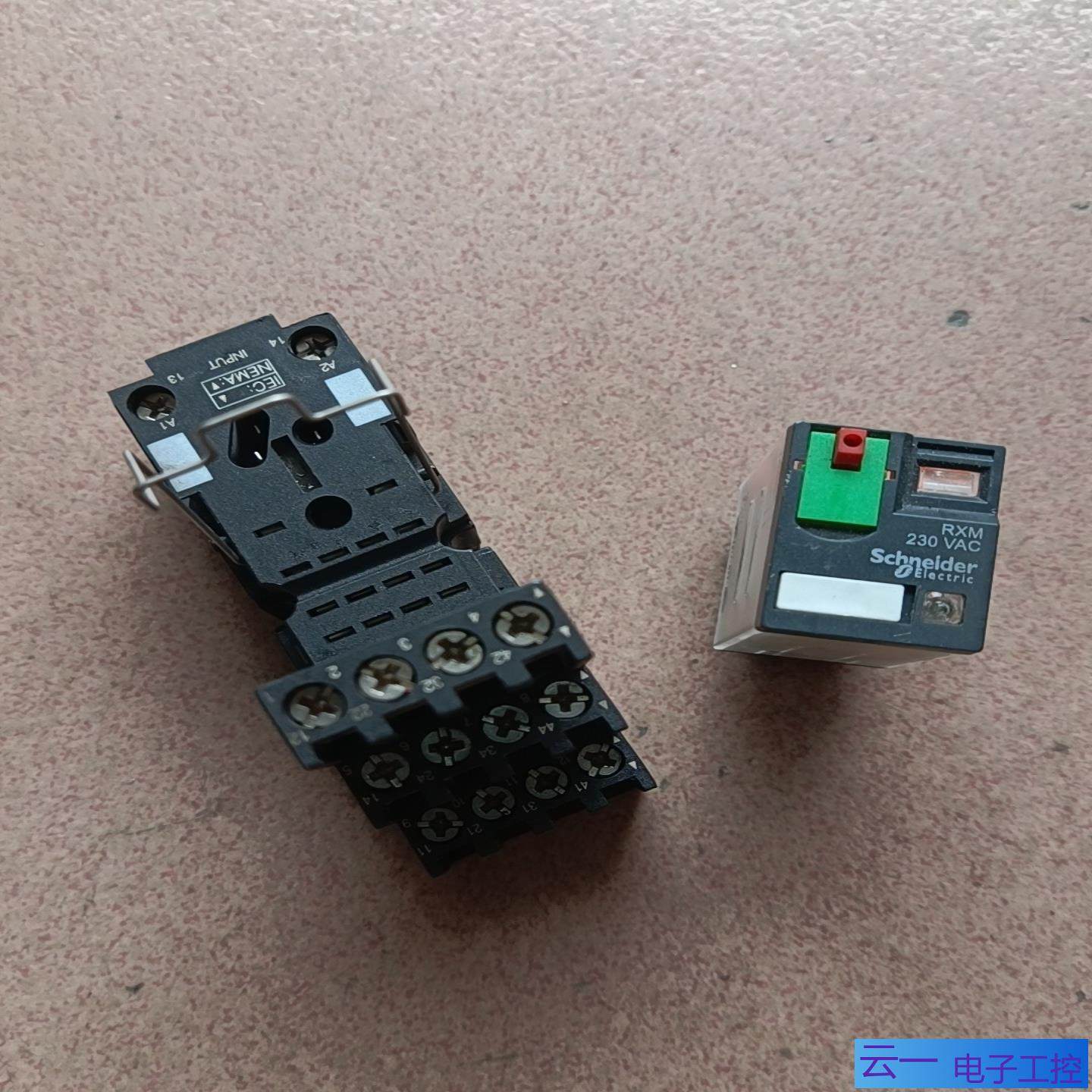RXM4AB2P7+RXZE2S114M继电器+底座；议价