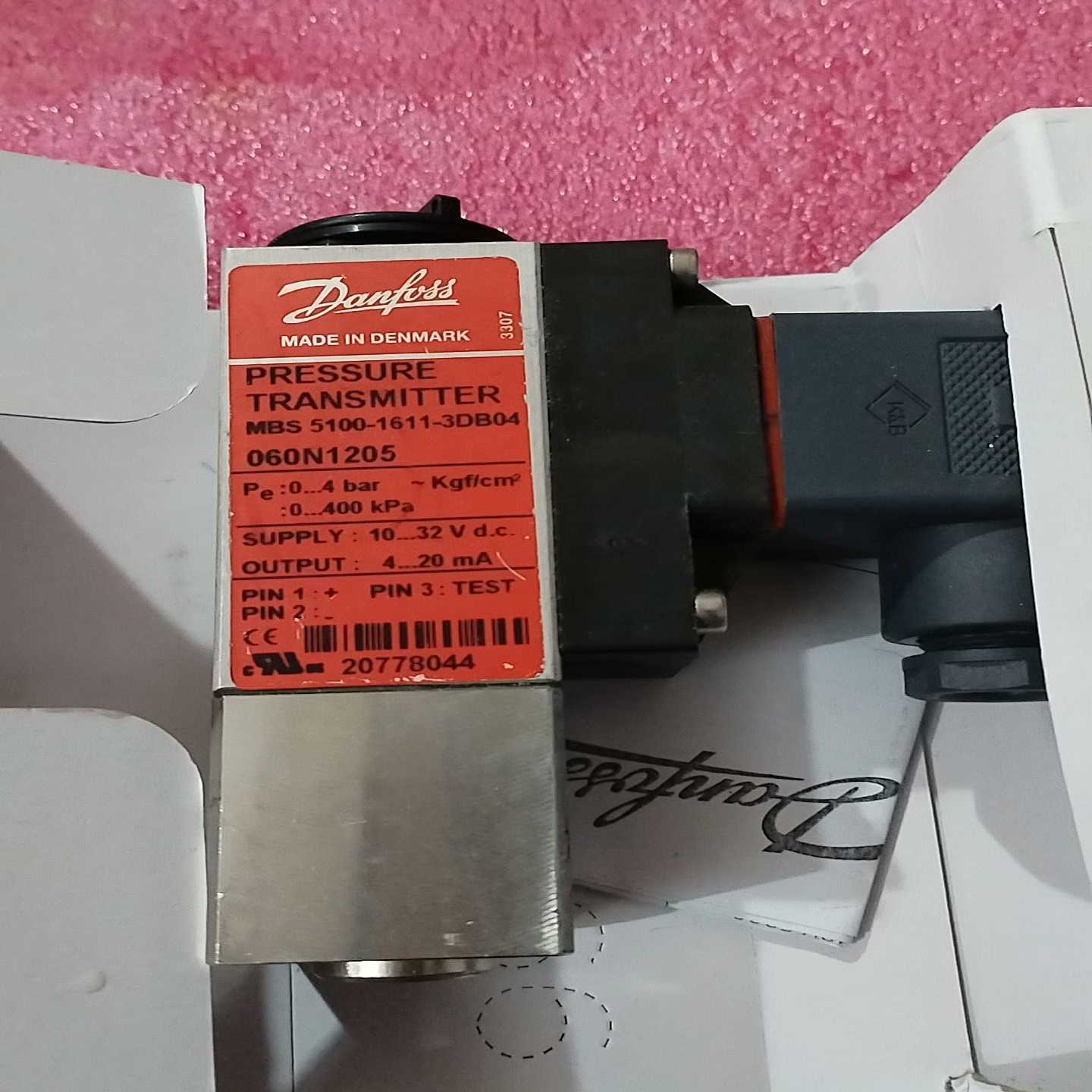 询价~丹佛斯压力传感器060N1205原厂件，议价