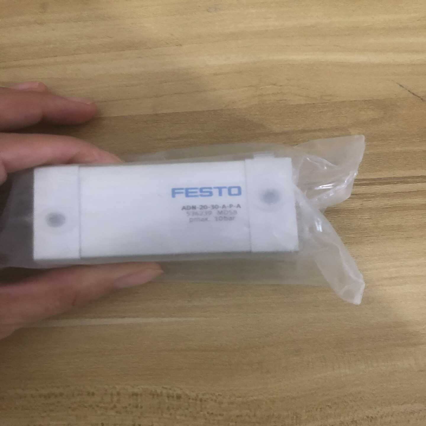 基恩士KV-SIR32XT模块，功能正常，实物图掉了（电子设备）