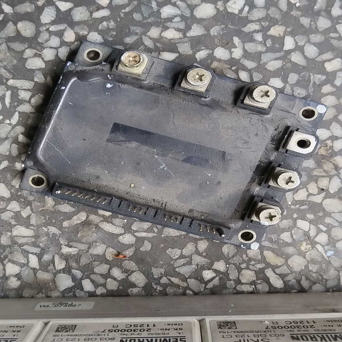 咨询-6MBP75RA060-01模块