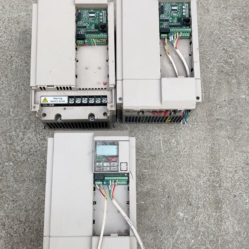 寻已测试包邮NS4A024B三肯变频器7.5KW1