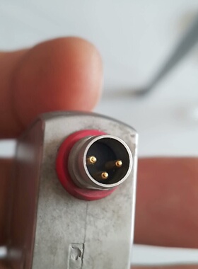 基恩士激光传感器LRZB250C3P成色漂亮功能包好用