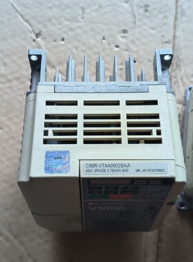 安川变频器CIMRVT4A0002BAA0.75KW