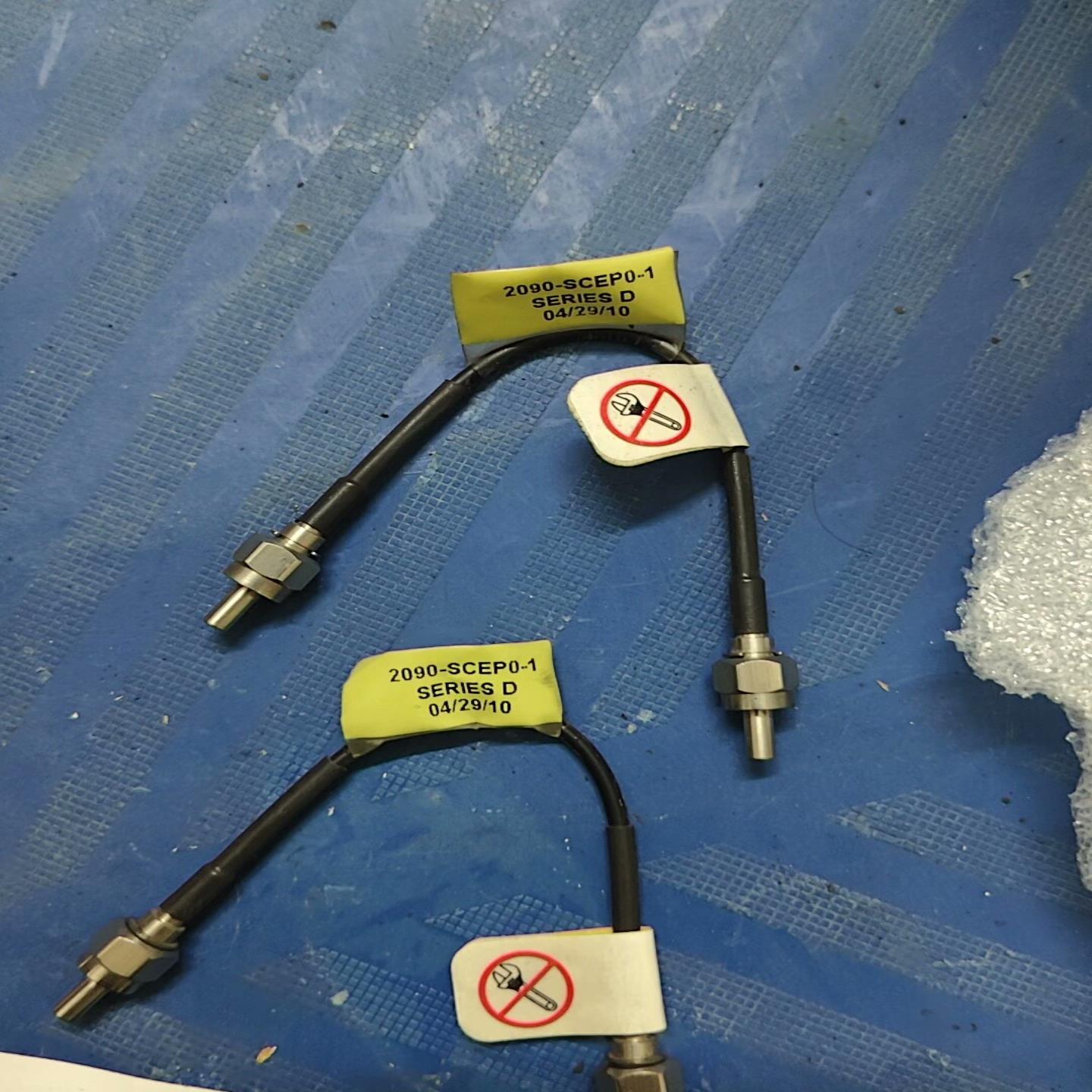 议价2090-SCEP0-1伺服驱动光纤链接线2090-SCE