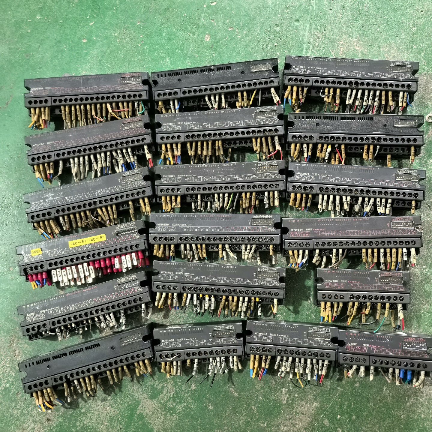 议价三菱CCLINK远程模块AJ65SBTB132DT32D议价