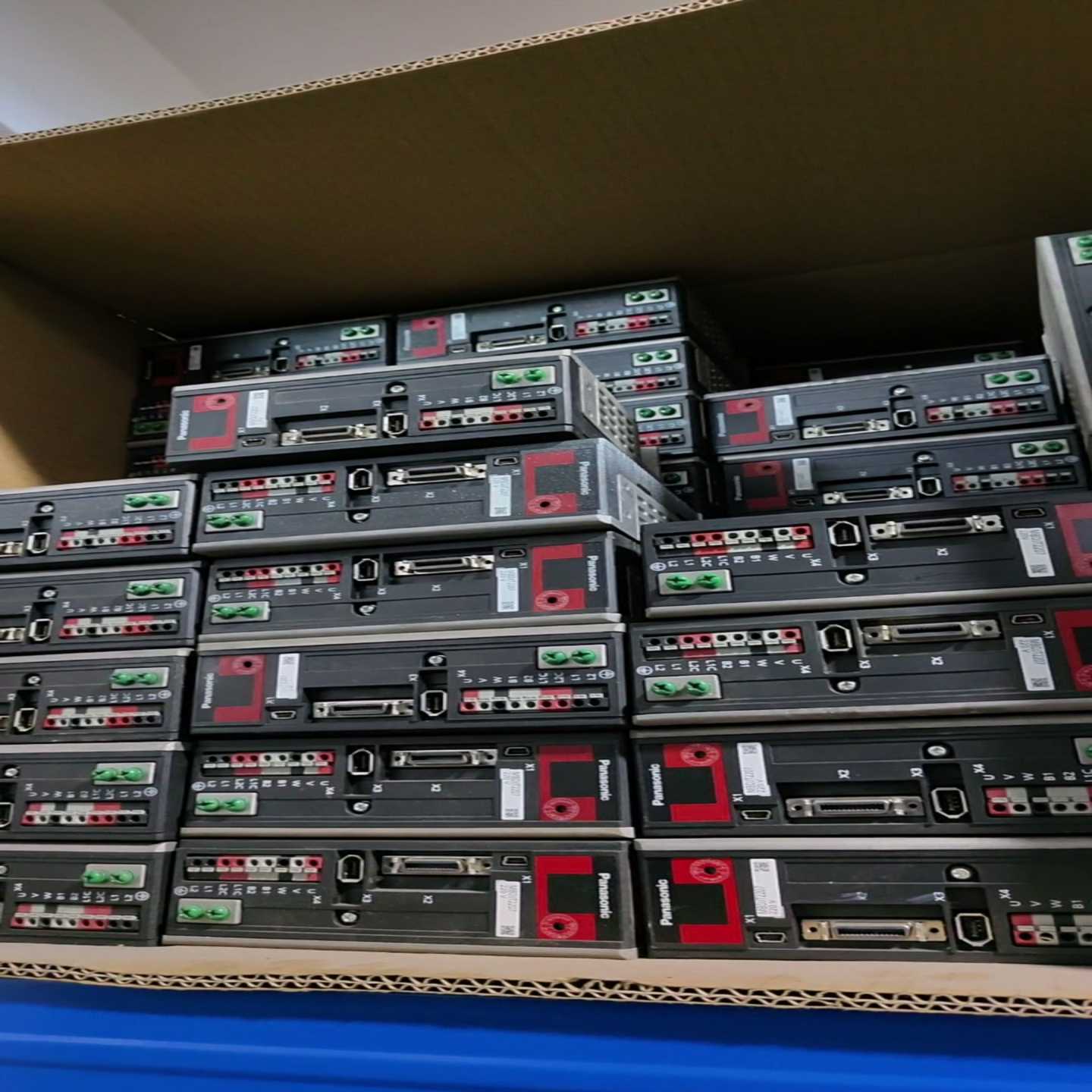 #控制器松下MBDJT2207原装拆机！功能正常！50一台--议价商品