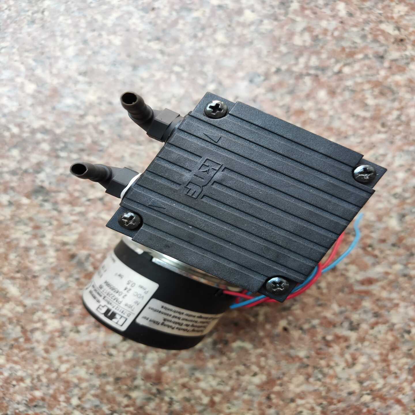 Extron P/2 DA4xi 一分四 矩阵~询价