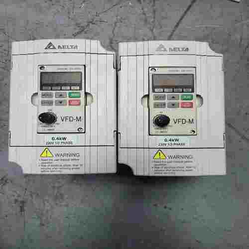 台达变频器0.4KW VFD004M21A ，已上电~询价