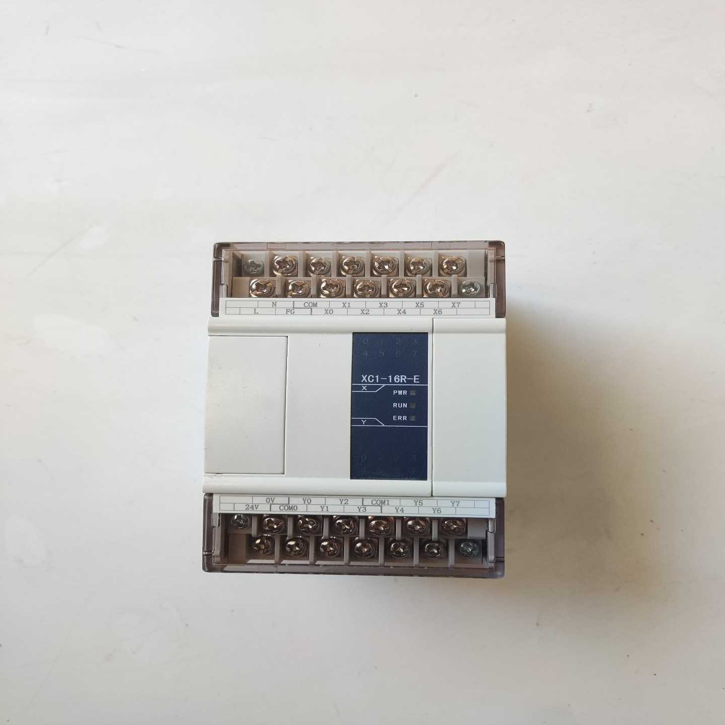 信捷PLCXC1-16R-E，全新未使用，没有外包装