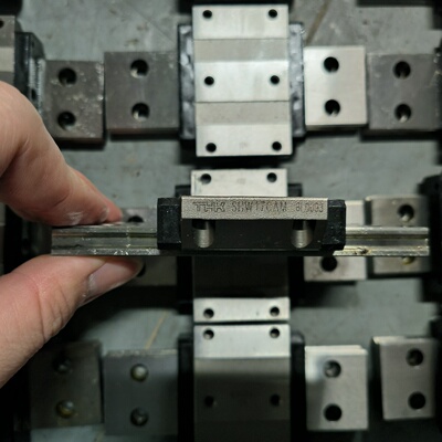 SHW17CAM正品THK原装法兰型直线滑块成色很新