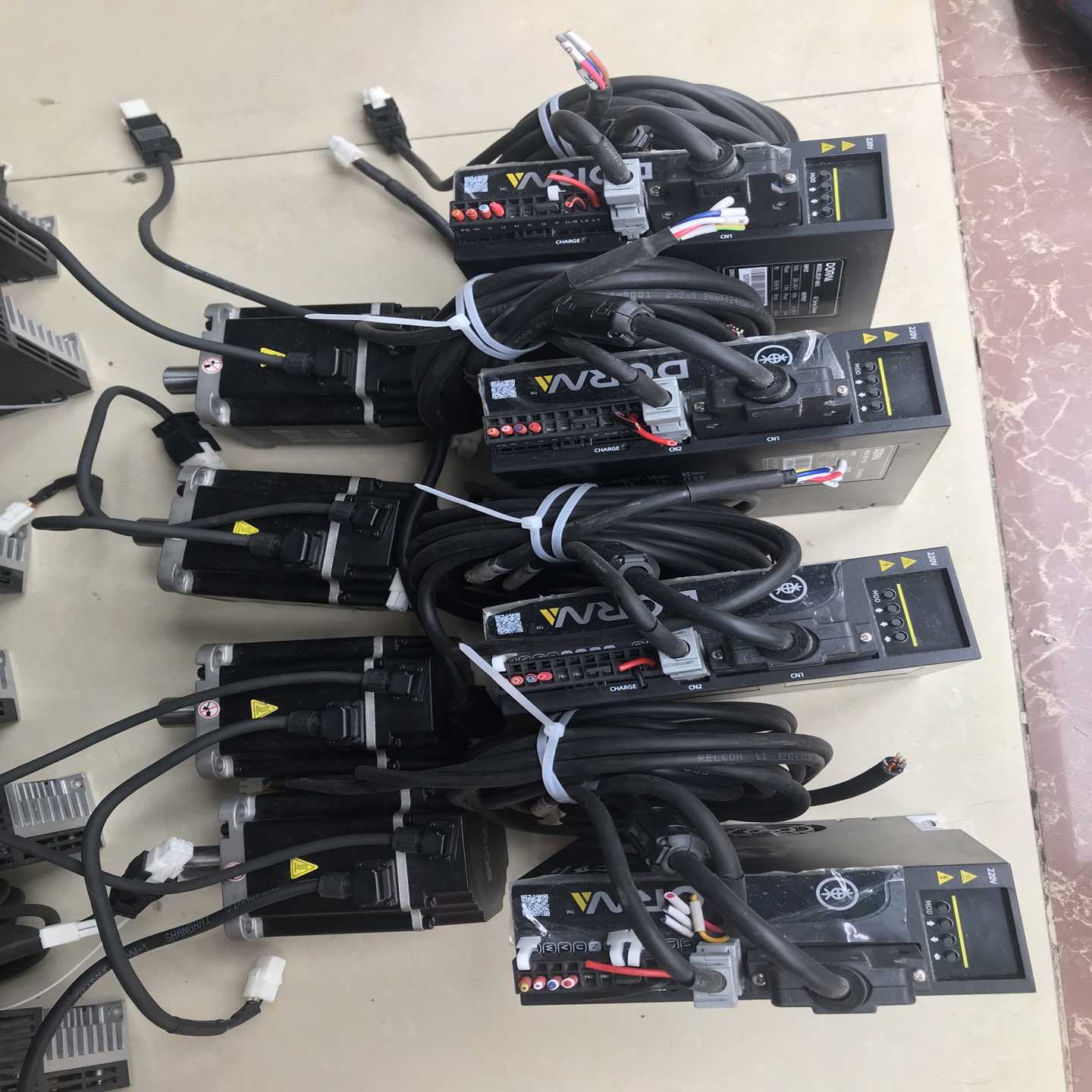 东菱伺服电机750w，DS2P-08AS，电机DM1M-08询价