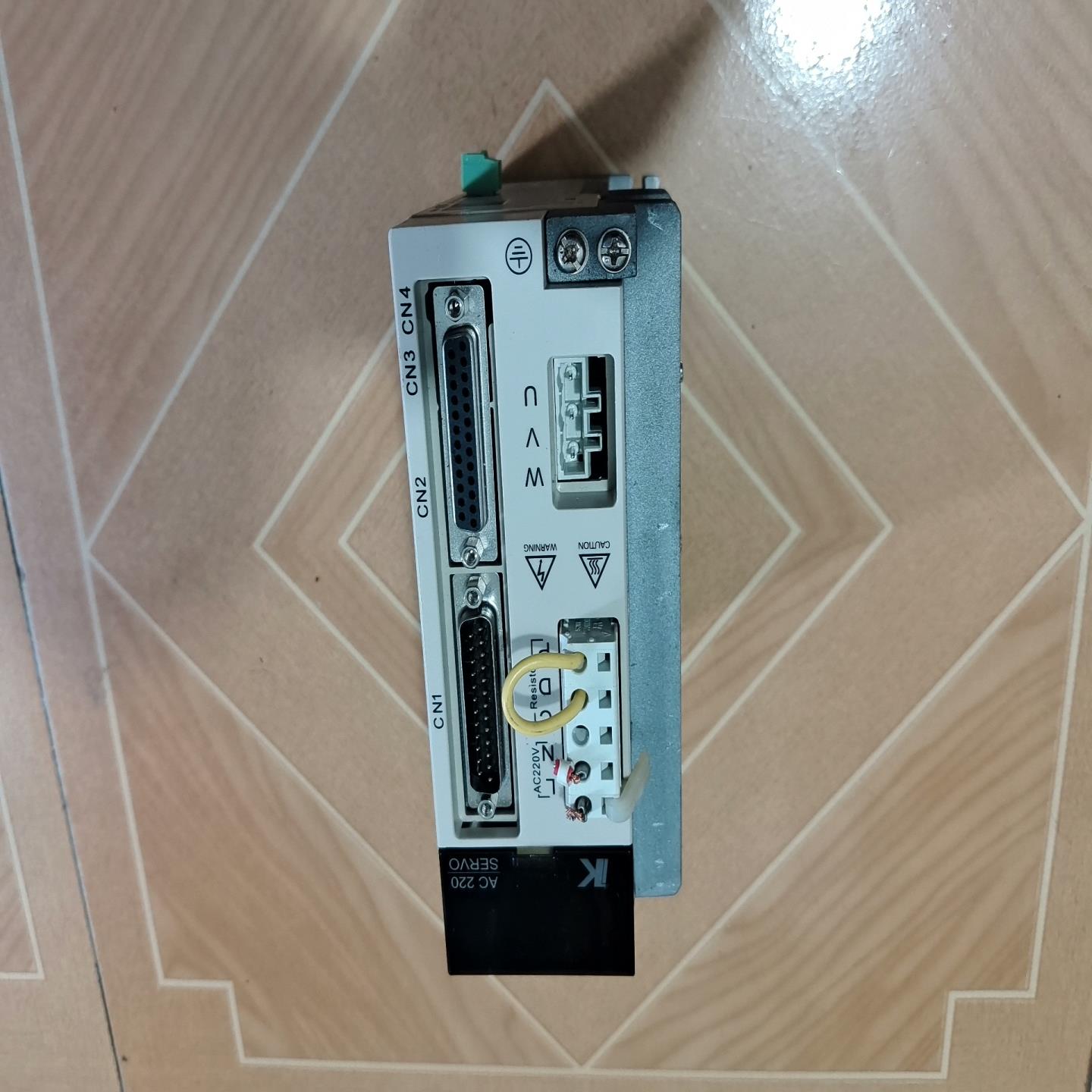 【请询价】七科伺服驱动器SDD08NK8D功能正常成色为实图