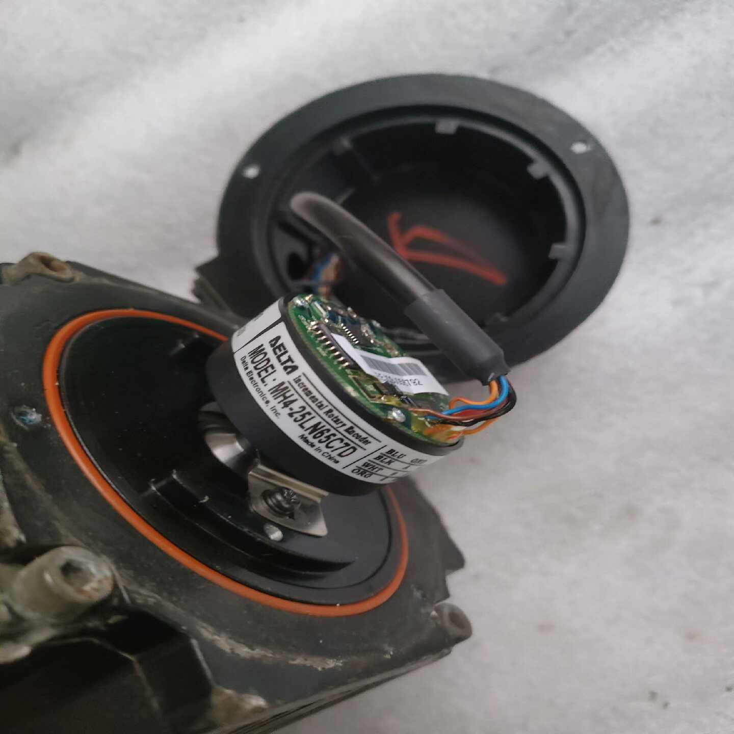 台达编码器型号MH4-25LN65C7D二手拆机，是在EC-议价