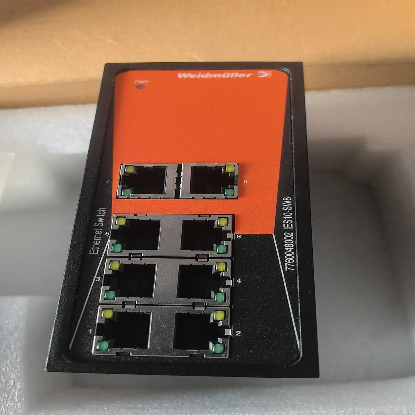 议价魏德米勒交换机7760048002一台，全新原包，成色如图，