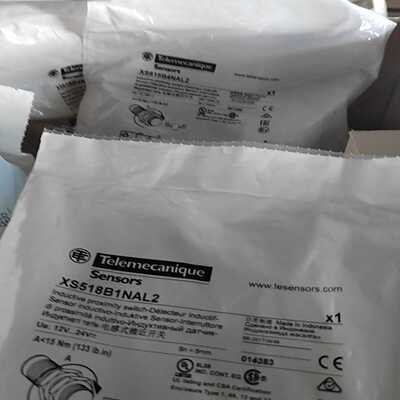 施耐德XS518B1NAL2电感式接近开关--议价商品