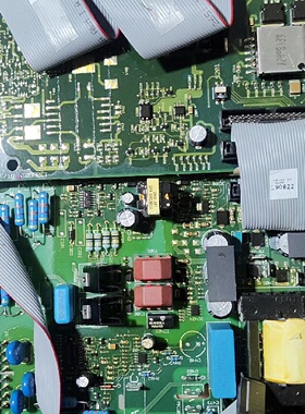 丹佛斯VLT5000变频器电源板驱动板130B6038DT议价