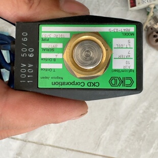 原装 议价商品 日本CKD电磁阀AB41035全新没用过便宜处理