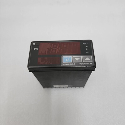 YOKOGAWA UM330E DIGITAL INDICATOR  UM33000S4 100240VAC