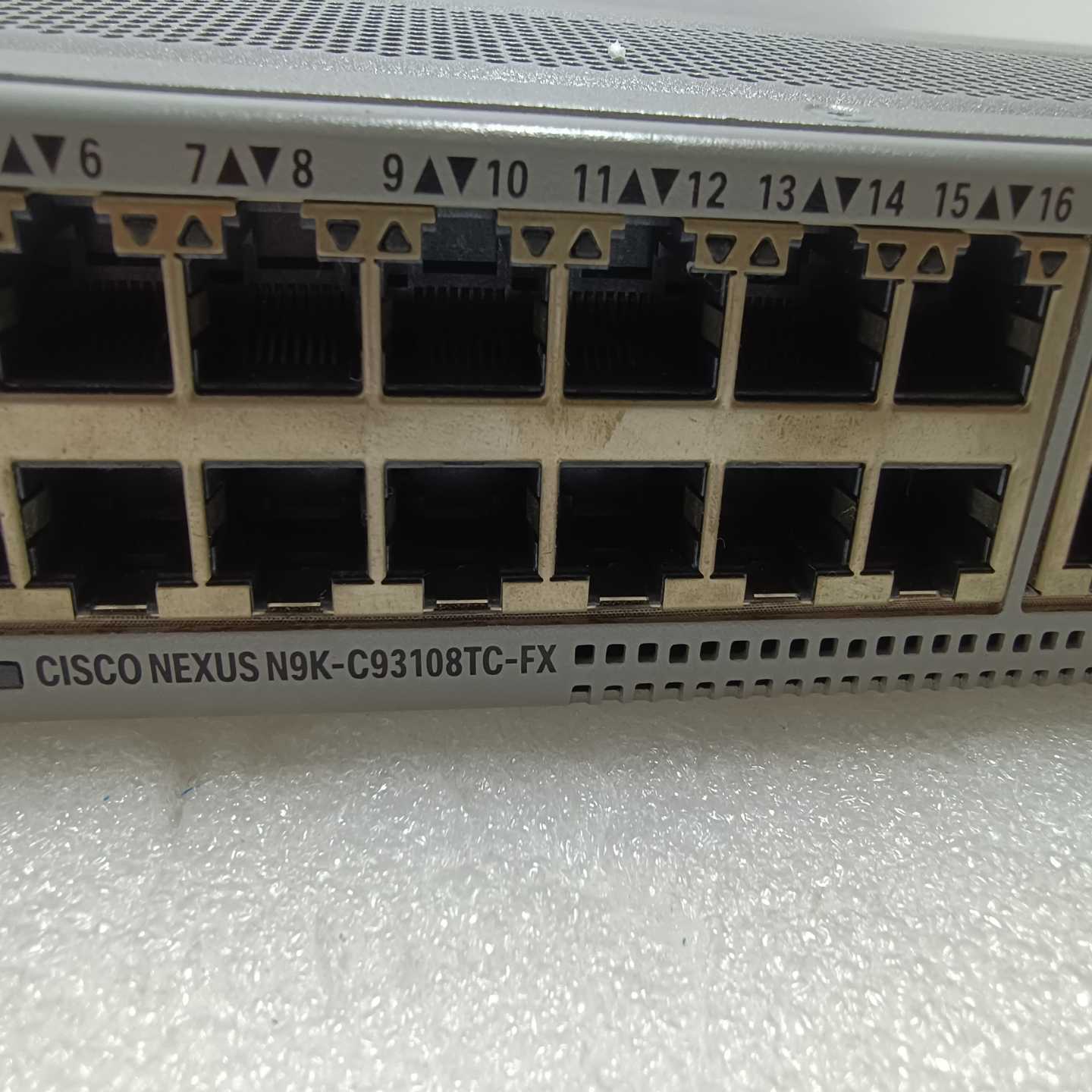询价~思科/CISCO N9K-C93108TC-FX 4