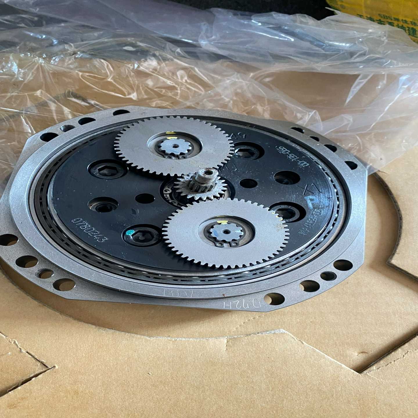 询价-库卡机器人6轴减速机00-135-066RV-40E2