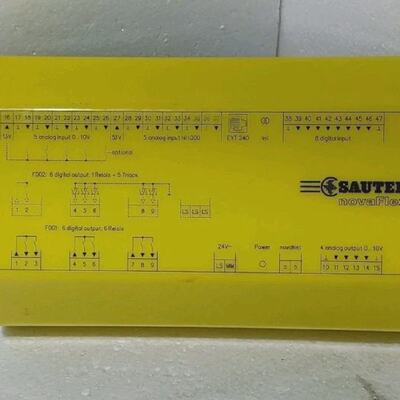 Sauter Universalregler NovaFlex Contrleur Universel EYR 203