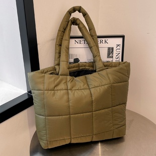 休闲充棉棉服包百搭单肩通勤托特包 韩版 冬季 大容量包包女2025新款