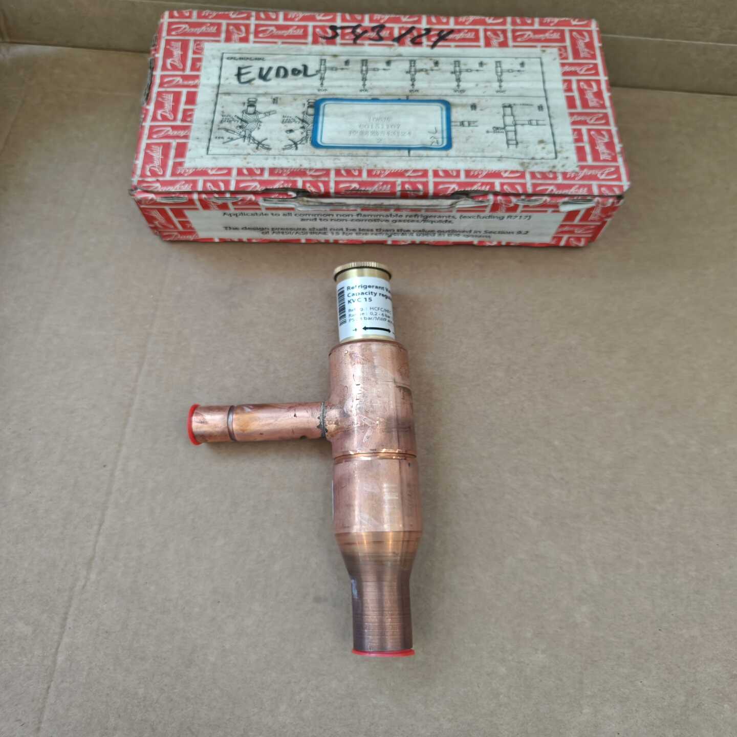 全新丹佛斯压力调节阀KVC15，034L0147，0.2--议价