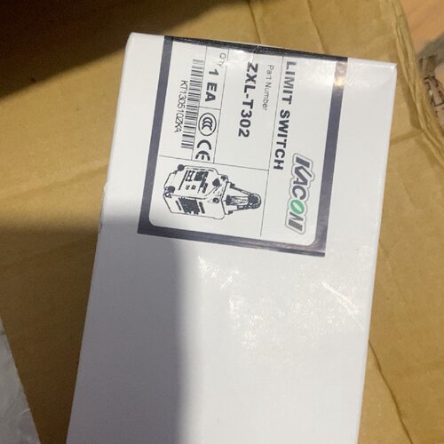 溢价-原厂凯昆行程开关ZXLT302一共50个可代替WL