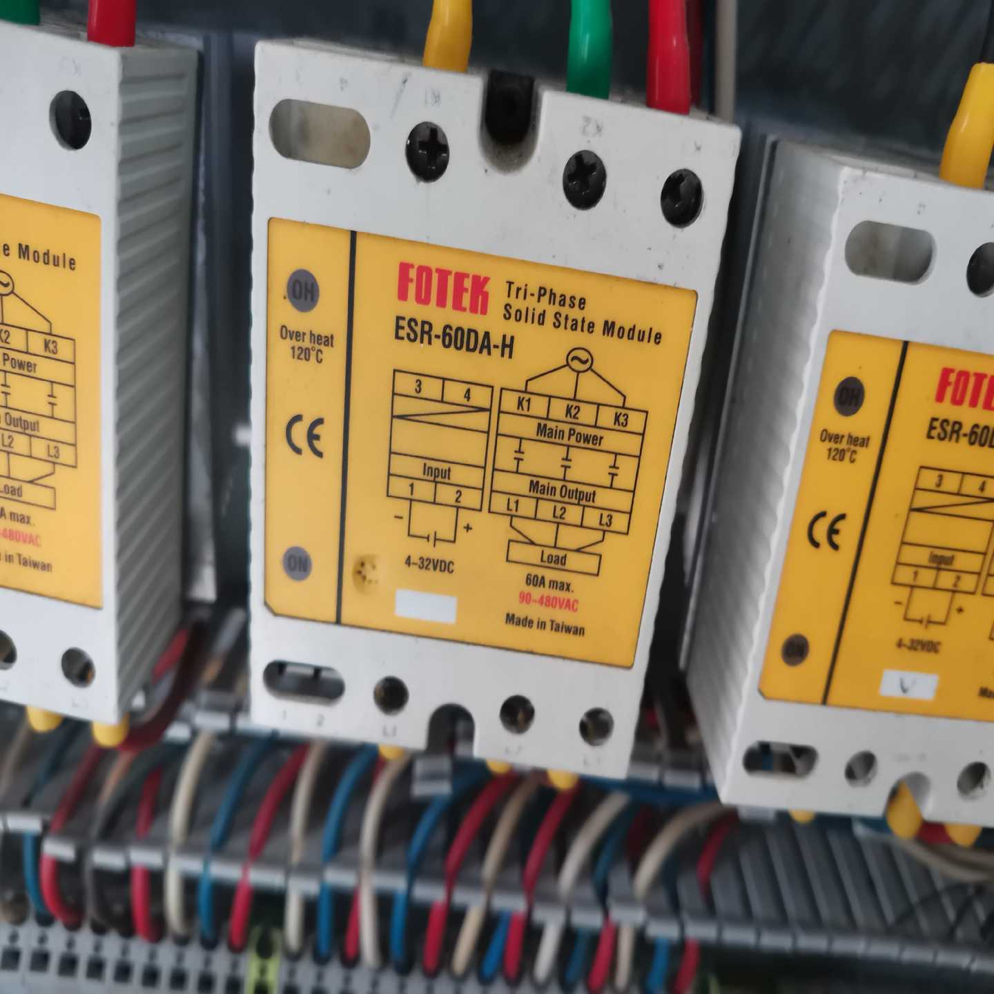 FOTEK固态继电器。（电子设备）