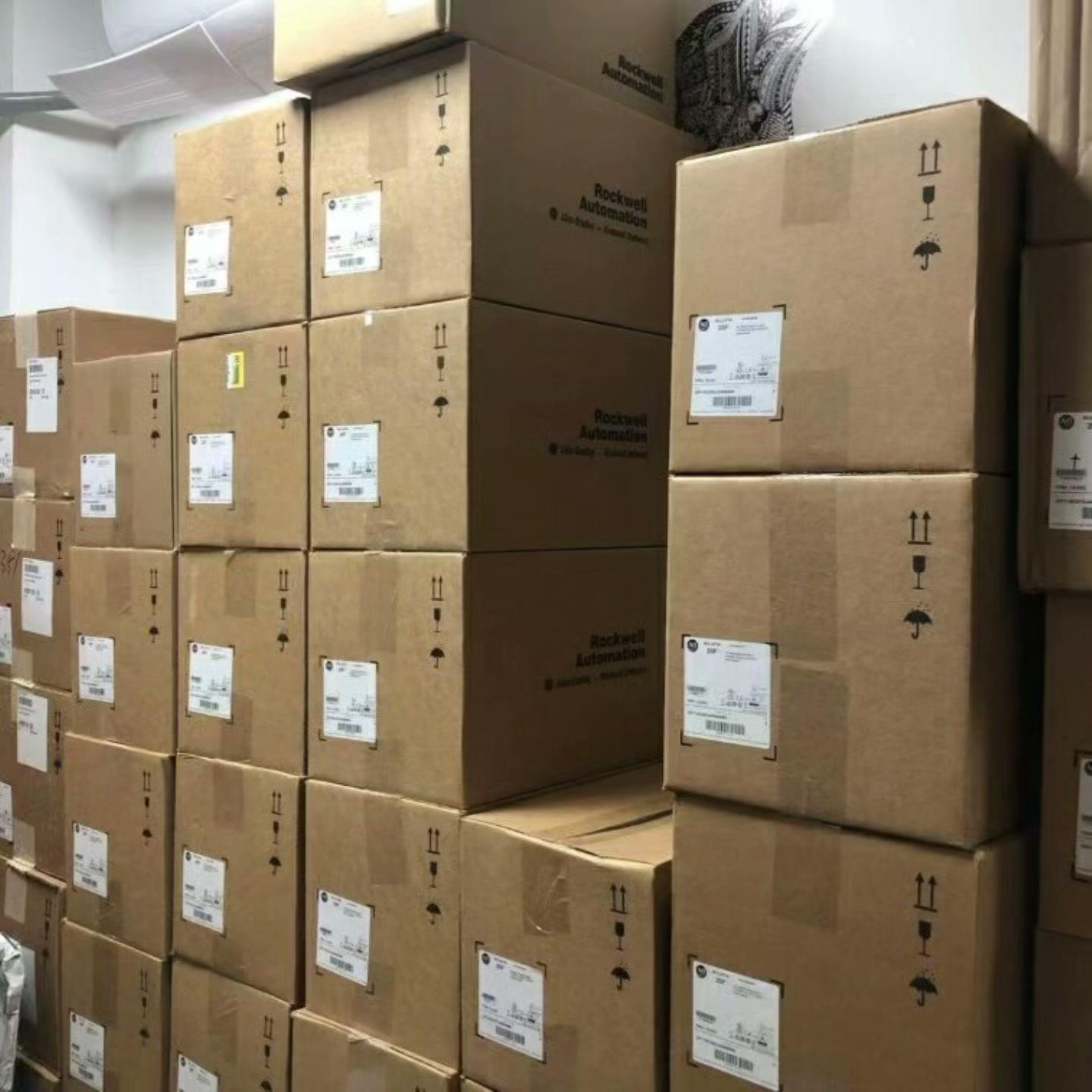 【请询价】25BD4P0N114 AB变频器 全新现货质保一年