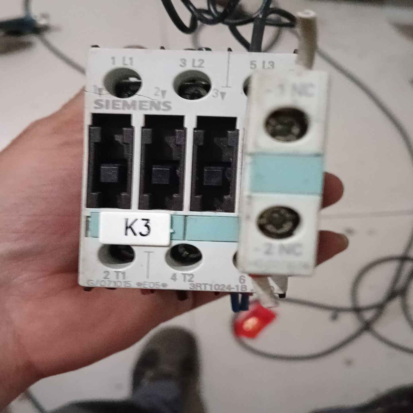 接触器3RT1024-1B..0，线圈电压DC24V，询价