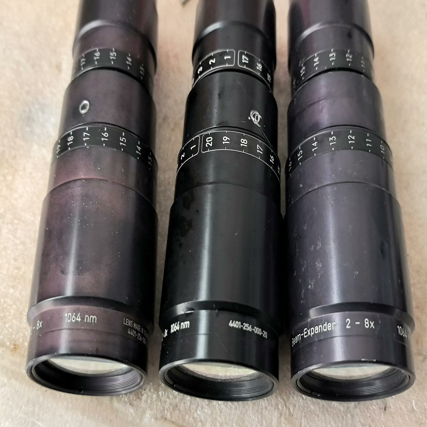询价德国进口LINOS激光扩束镜2-8X，1064nm，可调发散
