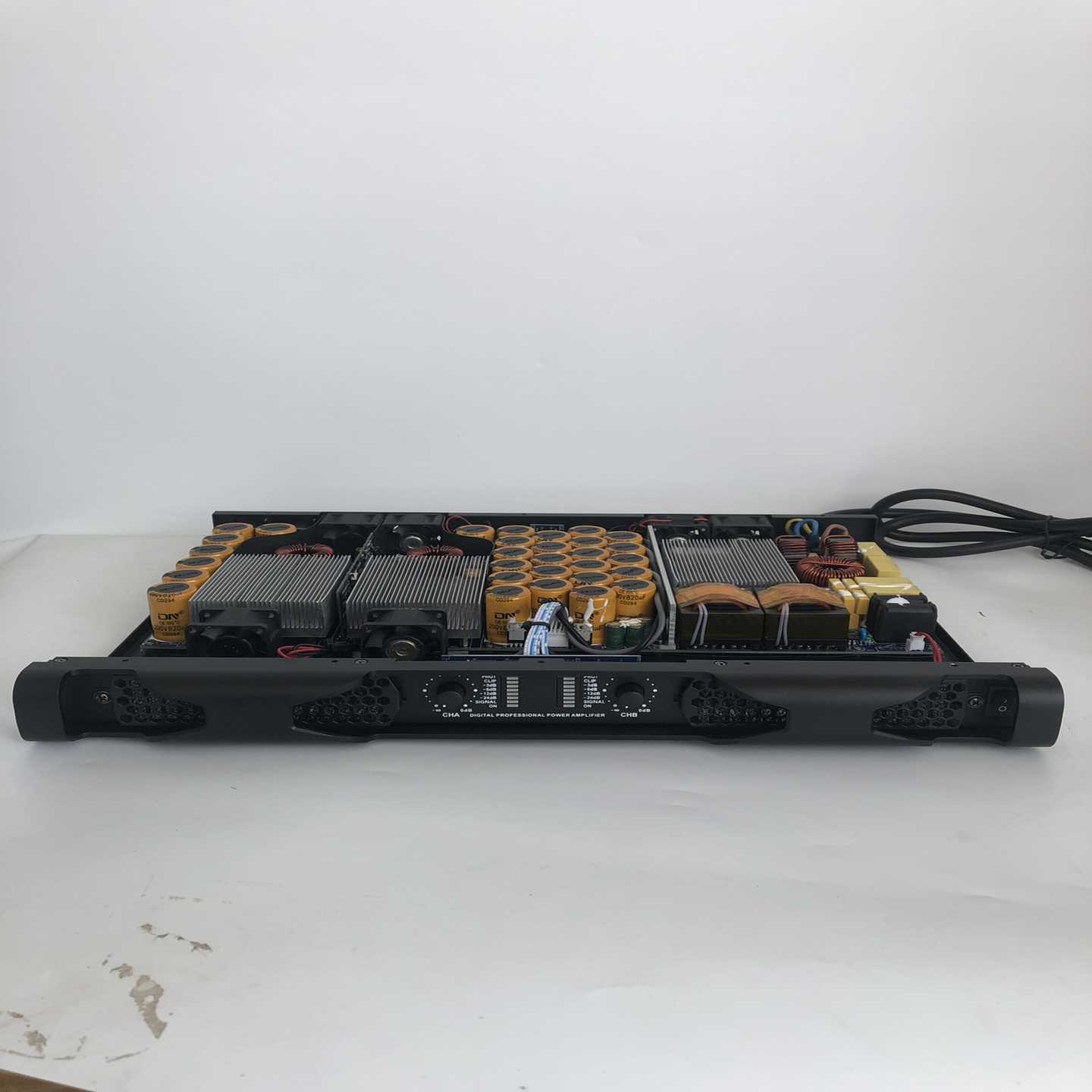 询价JBL2000W2两通道大功率数字功放推双十八双十五清吧户