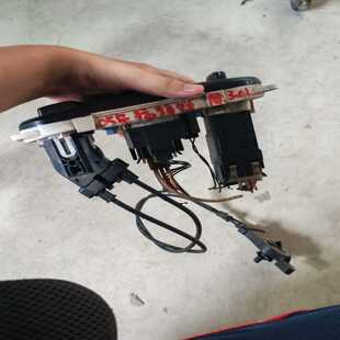 福特翼虎空调面板总成，原装拆车件，型号YL8H-19980---议价商品