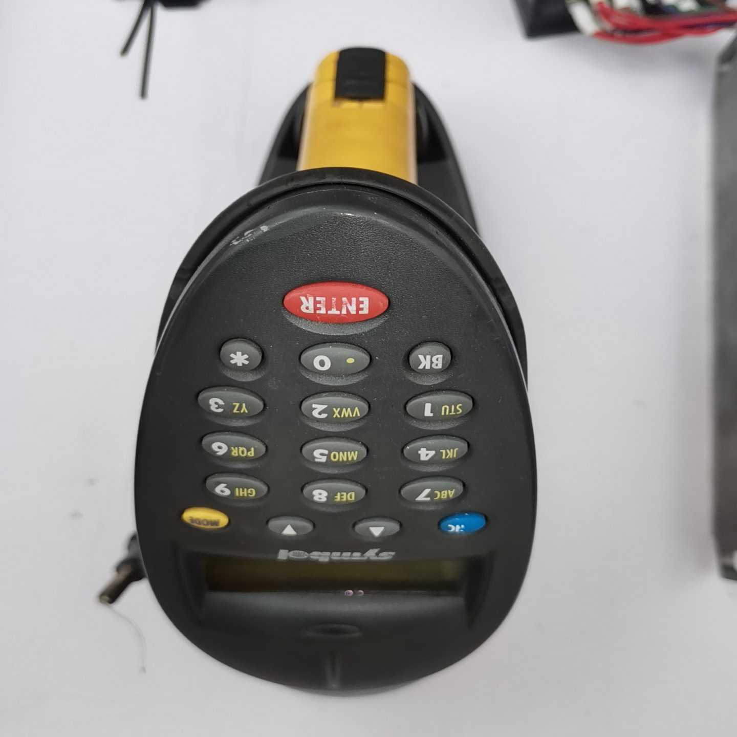 Symbol讯宝P470扫描枪激光扫描器带底座成色如图拍前询价
