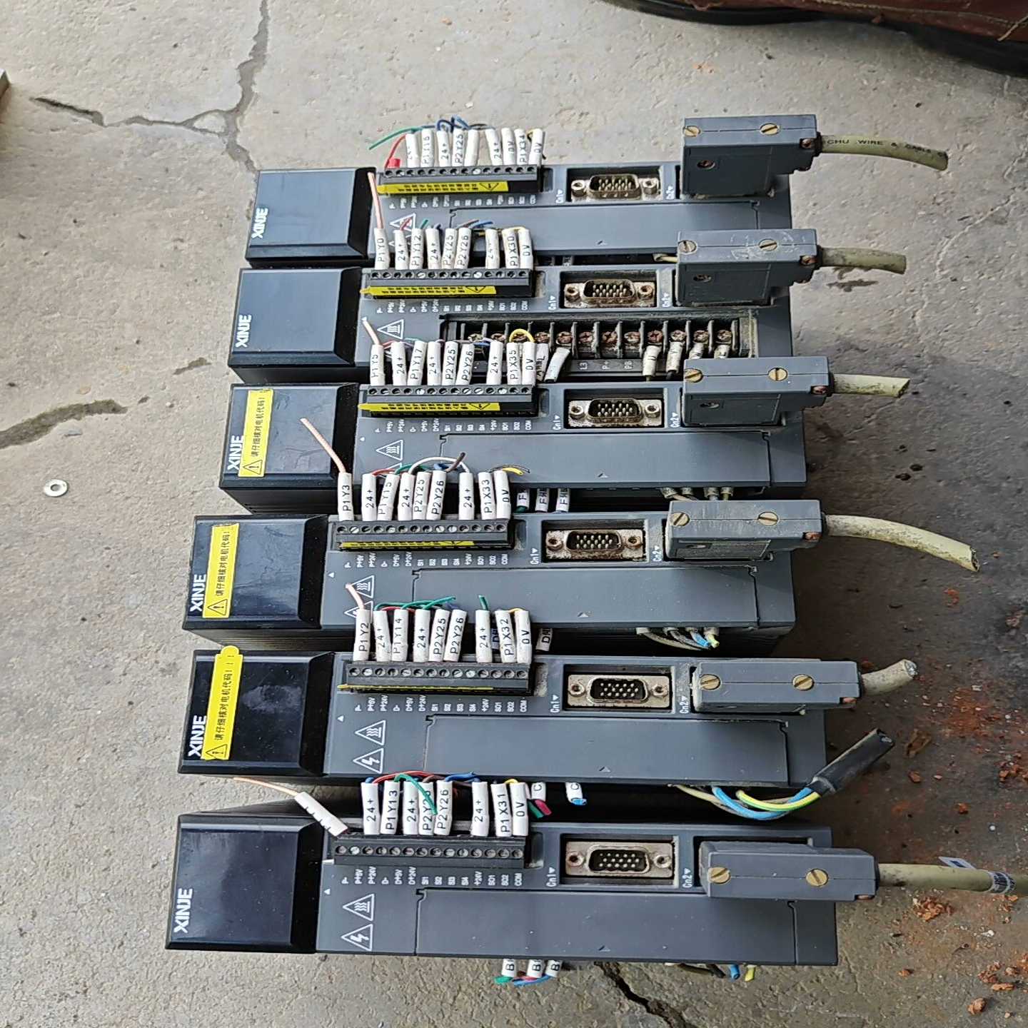xinjeds2-20p7-as，0.75kw，6台，现(亚飞商行）