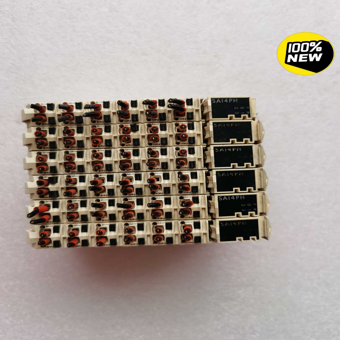 施耐德TM5SAI4PH原装拆机PLC模块，功能包好，实物图--议价商品