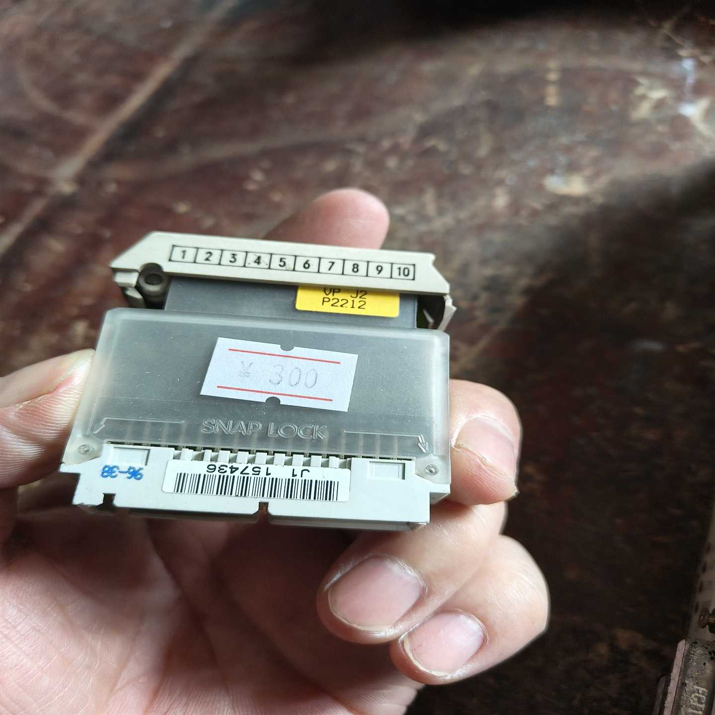 咨询-6ES5377-0AA32内存卡，实物图美丽，包功能正